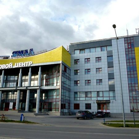 Yamal Hotel Novyj Urengoj Esterno foto